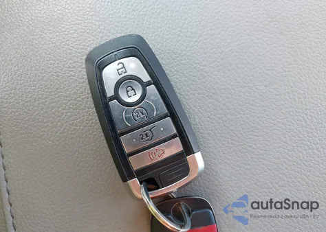 2021 Ford Expedition Limited Max z USA, uszkodzony, nr VIN 1FMJK2ATXMEA60875